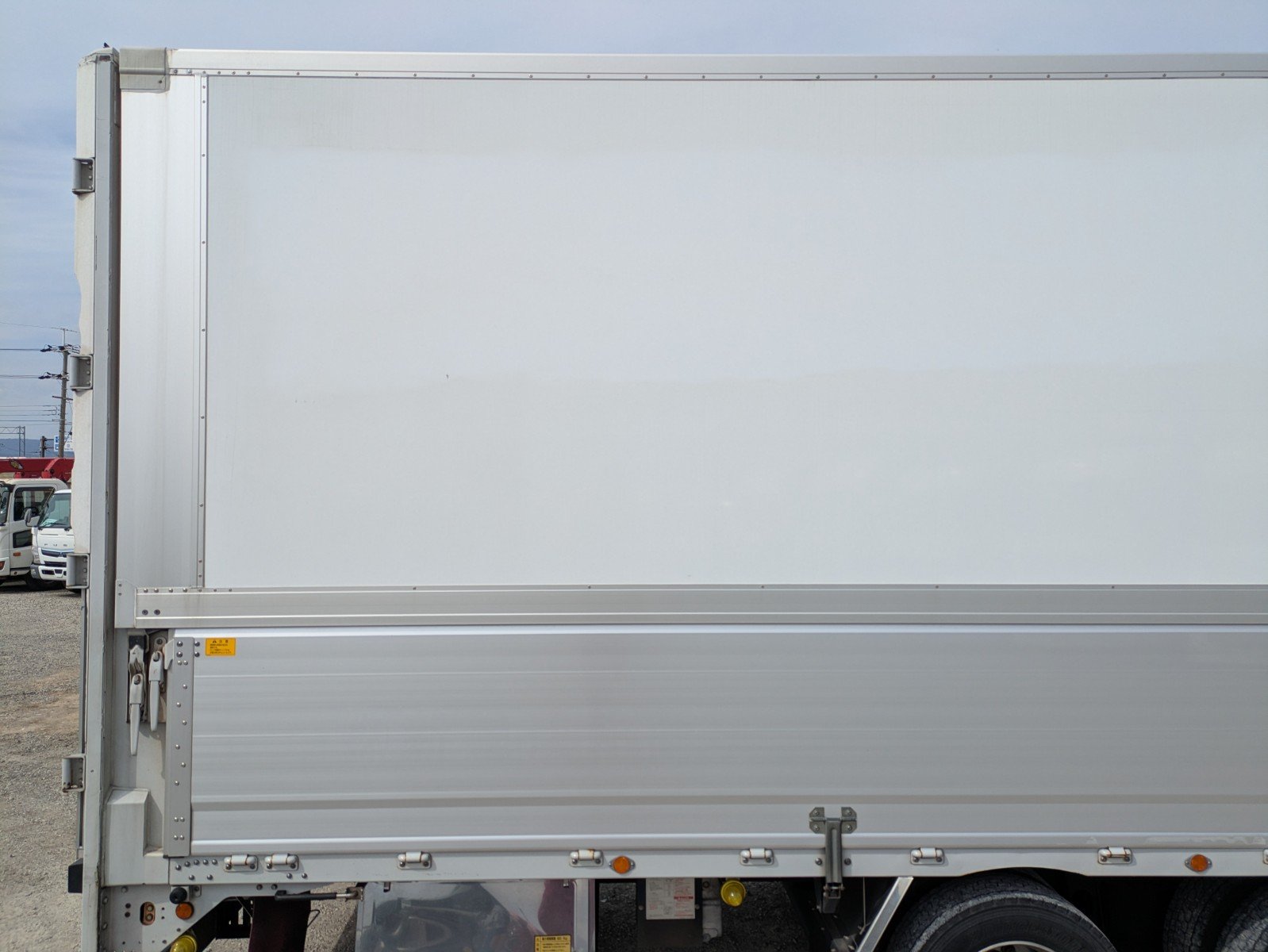 vehicle_image_20260310170715z92wVkvfPw.jpg