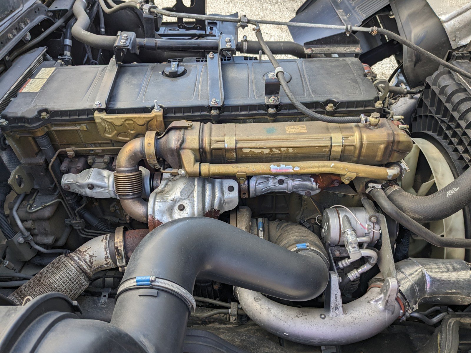 vehicle_image_20260327164945Wlb0w2bGAx.jpg