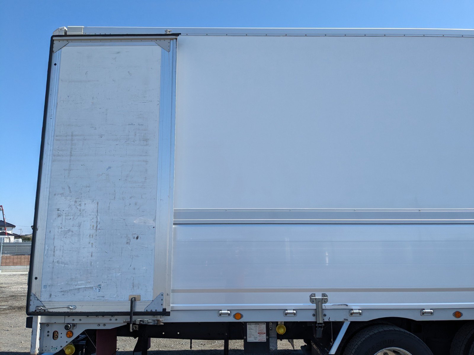 vehicle_image_20260327164945nCYwN87ZfS.jpg