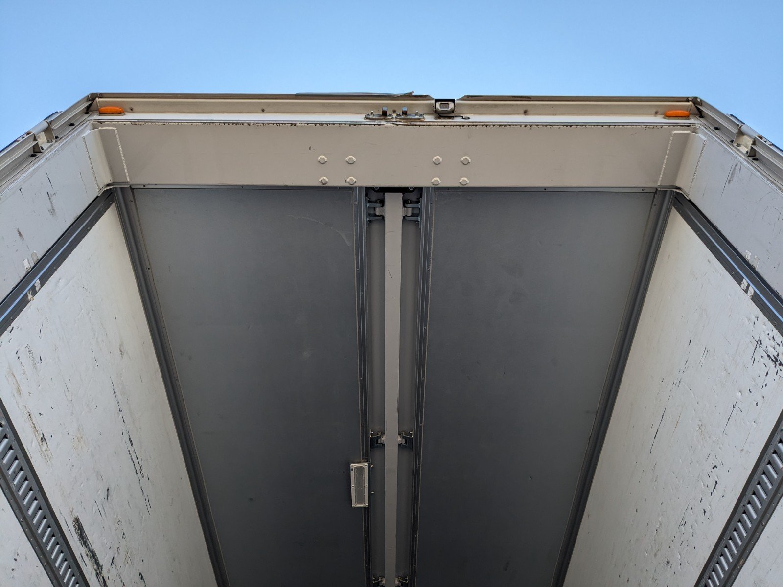 vehicle_image_20260327164945seTE7Rdr9i.jpg