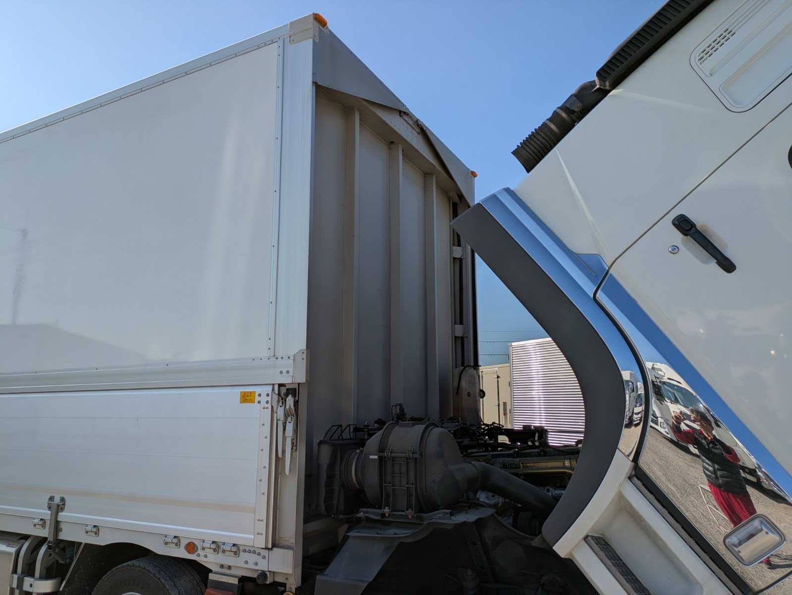 vehicle_image_2026031611195340Vbd93IrS.jpg