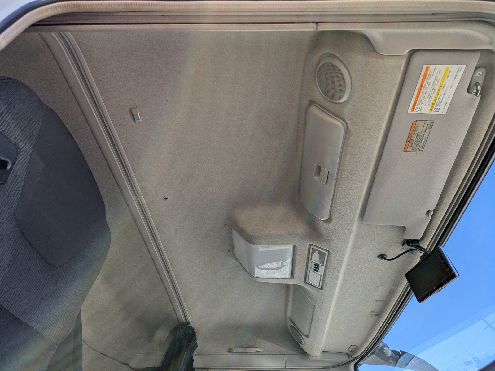 vehicle_image_2026031611195358SiFy2A7Y.jpg
