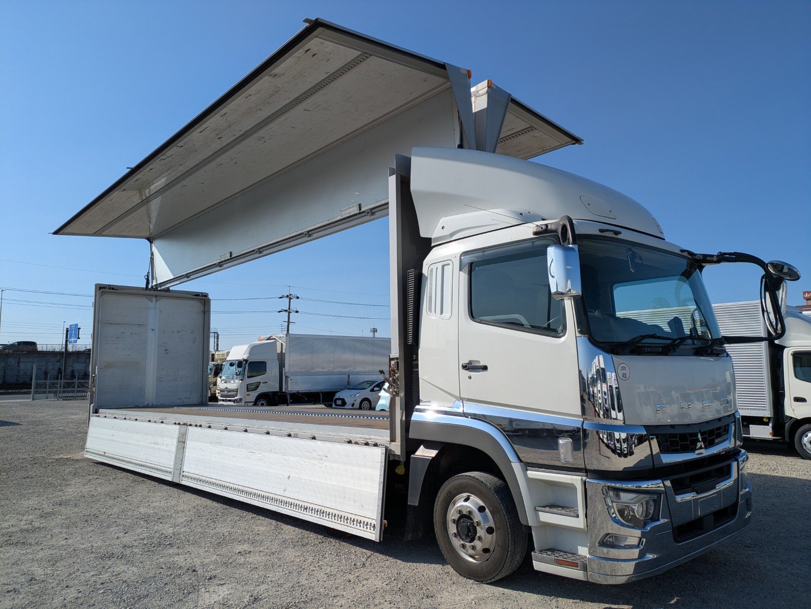 vehicle_image_20260316111953c3kIkWYVw1.jpg