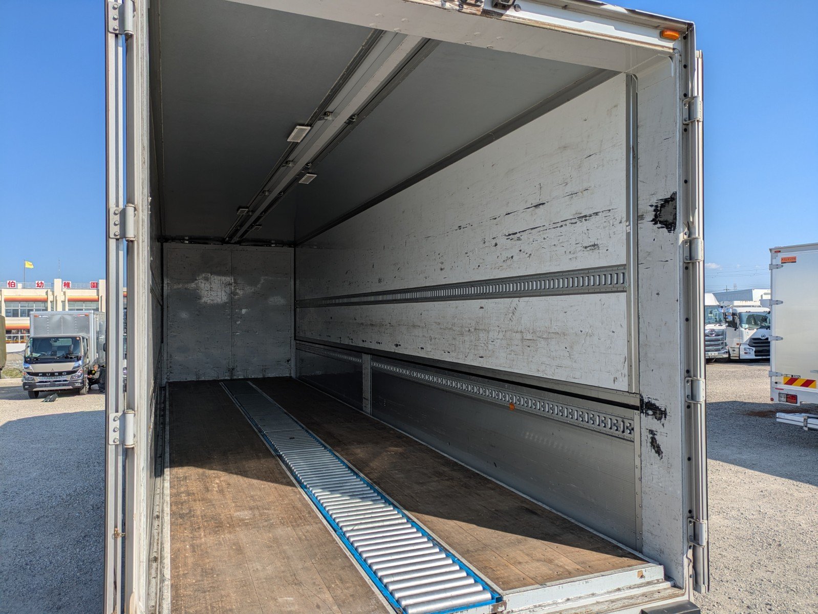 vehicle_image_20260316111953vSk6sdByax.jpg