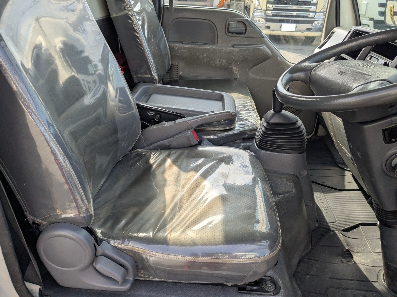 vehicle_image_20260224095032oKXUz3wNrO.jpg