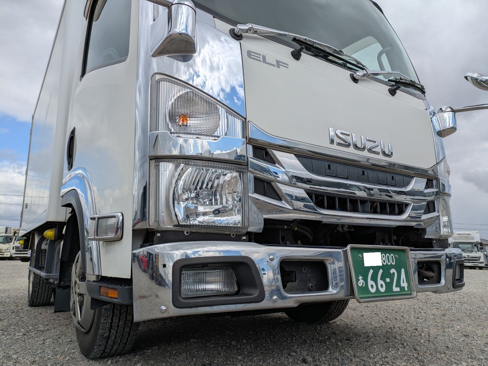 vehicle_image_20260312091542fAgSSXB5h3.jpg