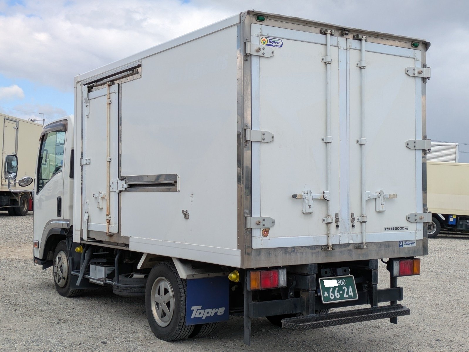 vehicle_image_20260312091542j7yCPFAhGP.jpg