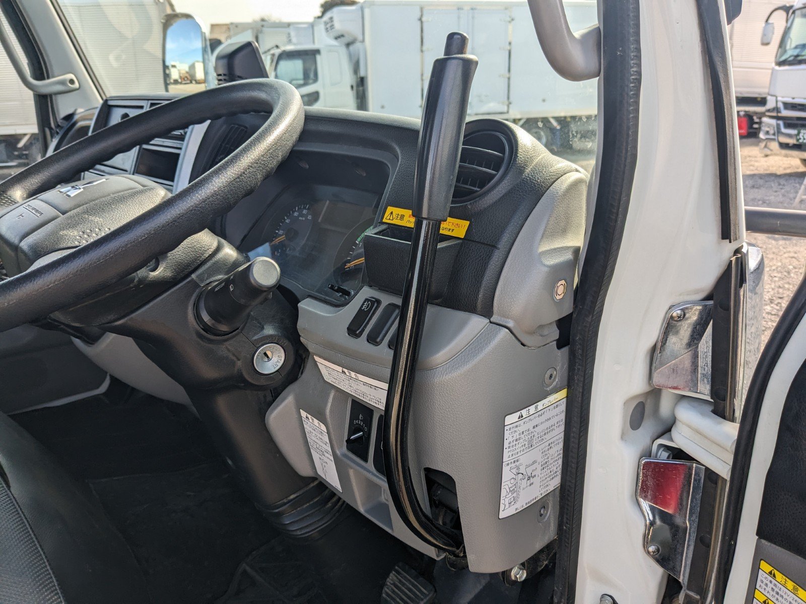 vehicle_image_20260210165511hdYfjwhC2A.jpg