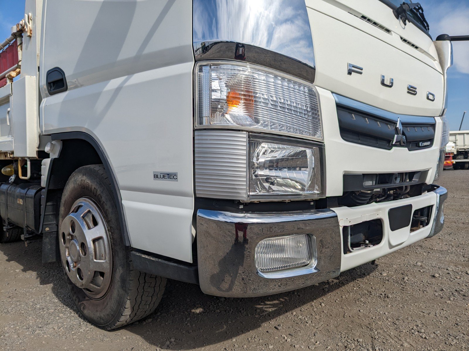 vehicle_image_20260210165511yFNrxXCufw.jpg