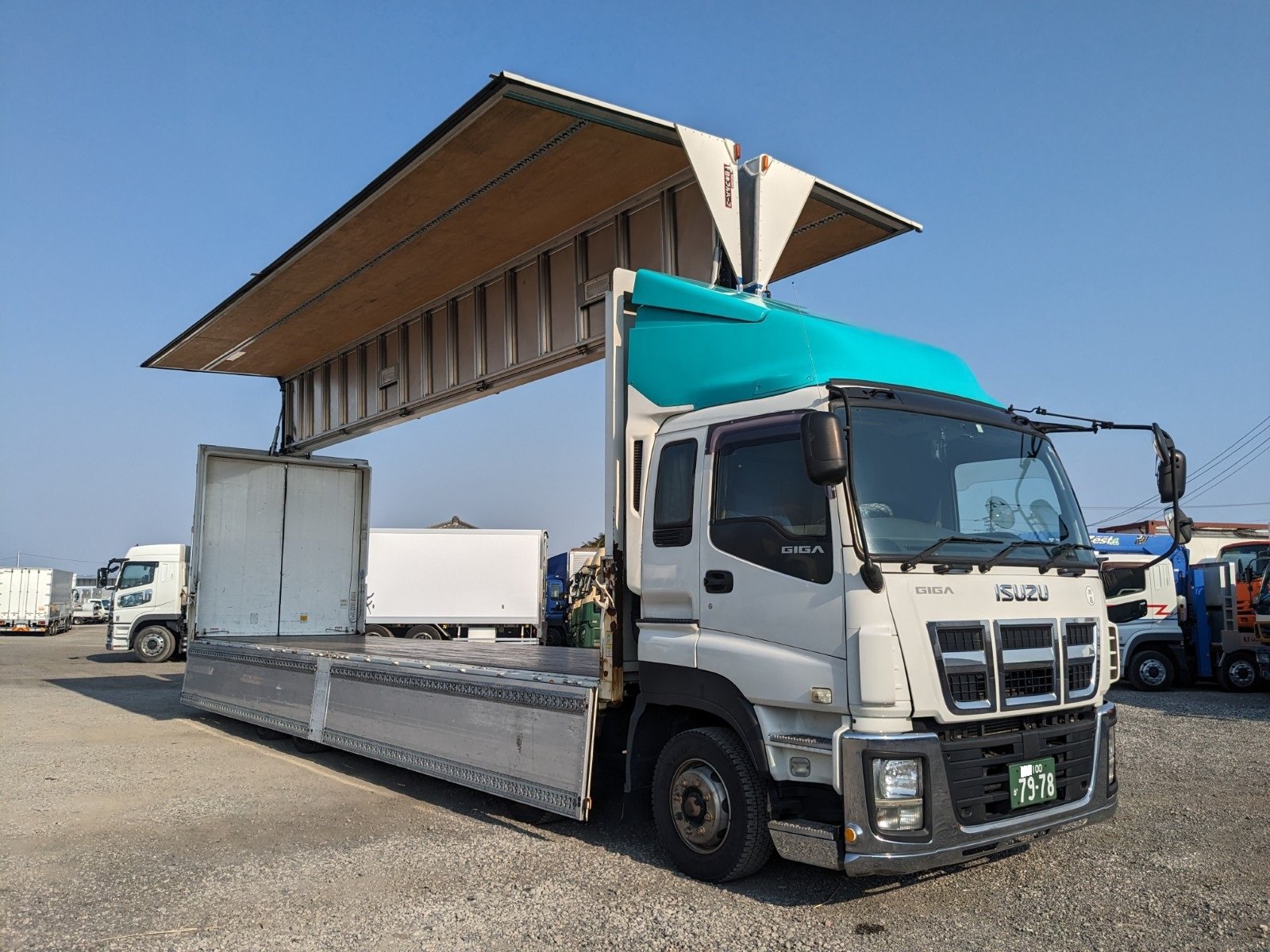 vehicle_image_20260326193543SSdul65KYc.jpg