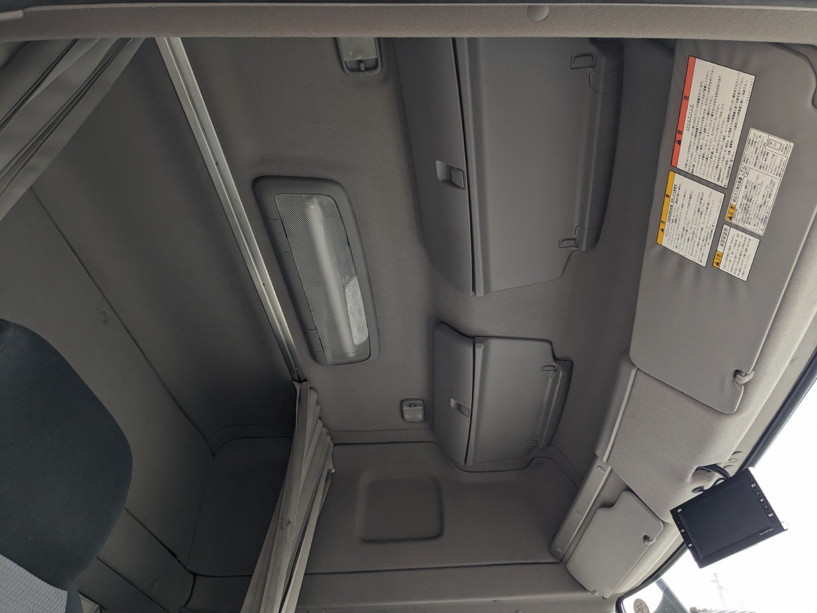 vehicle_image_20260302090824Rzgn9Vm31C.jpg
