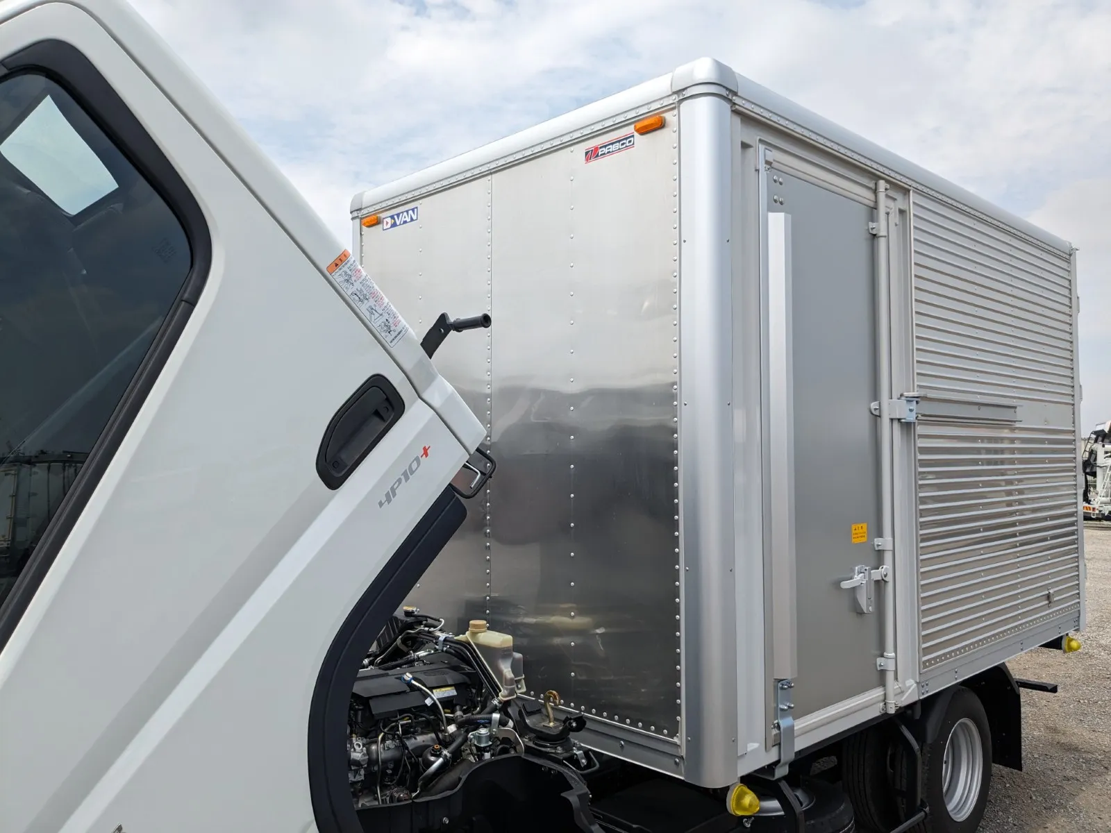 vehicle_image_20260616184219OJhEmY4QtW.webp