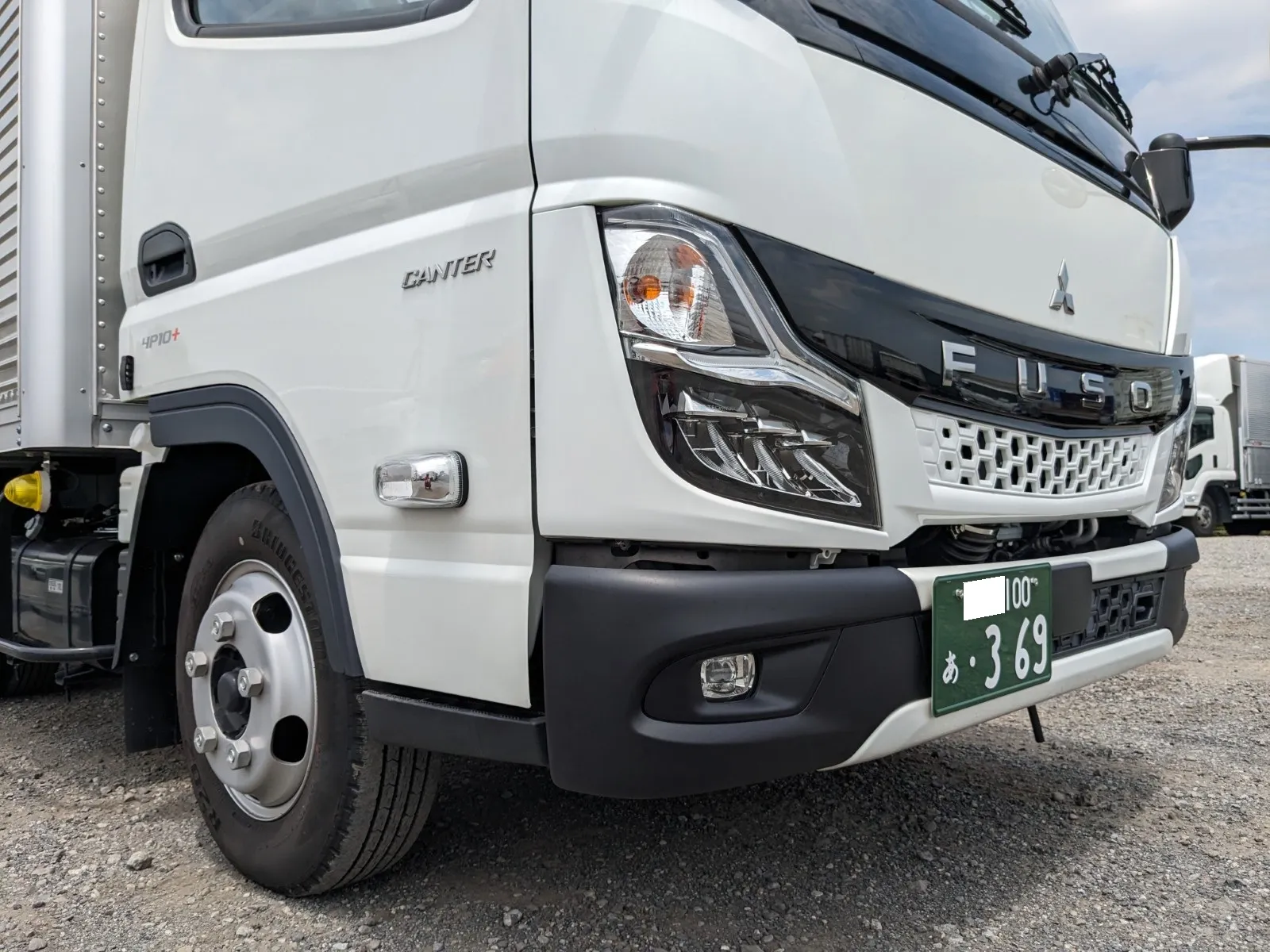 vehicle_image_20260616184219SdygWqVGA7.webp