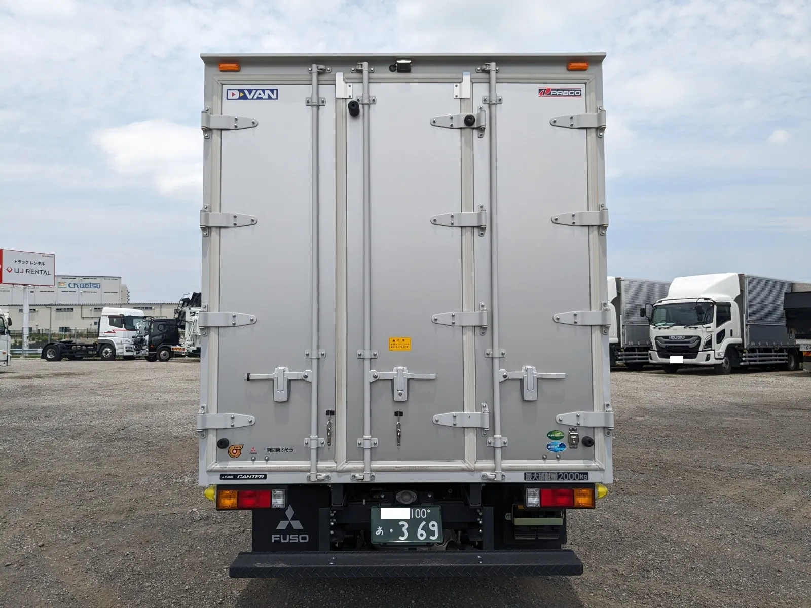 vehicle_image_20260616184219SfCjKj4zi4.webp
