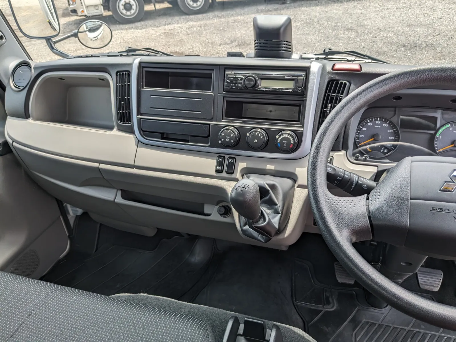 vehicle_image_20260616184219dmYY4aWLHr.webp