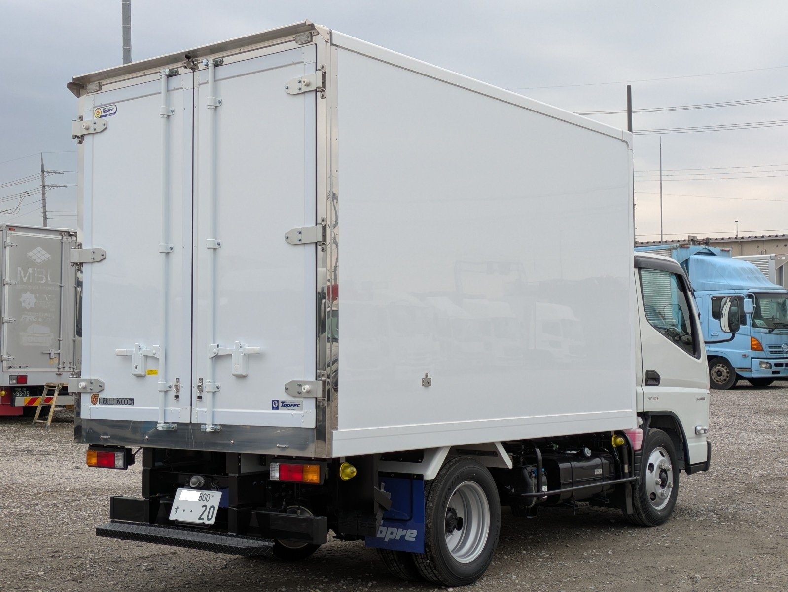 vehicle_image_20260212094440JpYh7yvqLf.jpg
