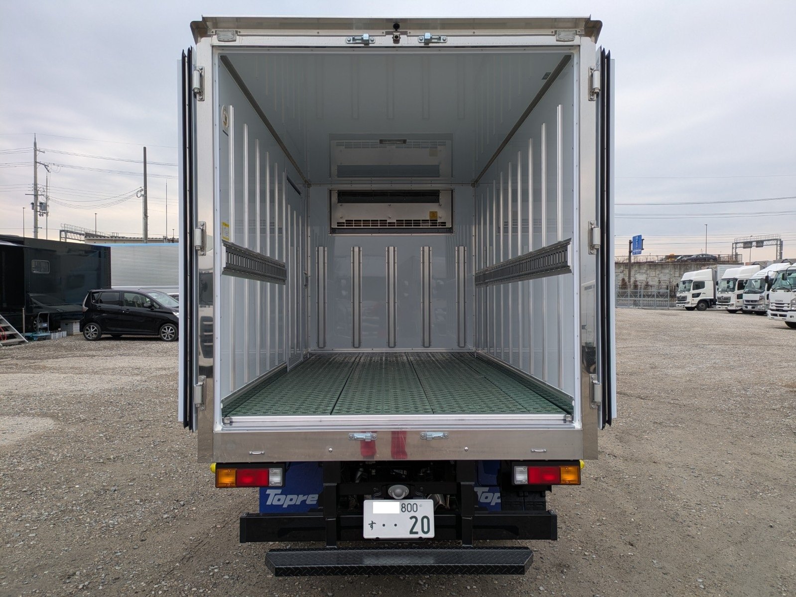 vehicle_image_20260212094440oJ9OMGPFJW.jpg