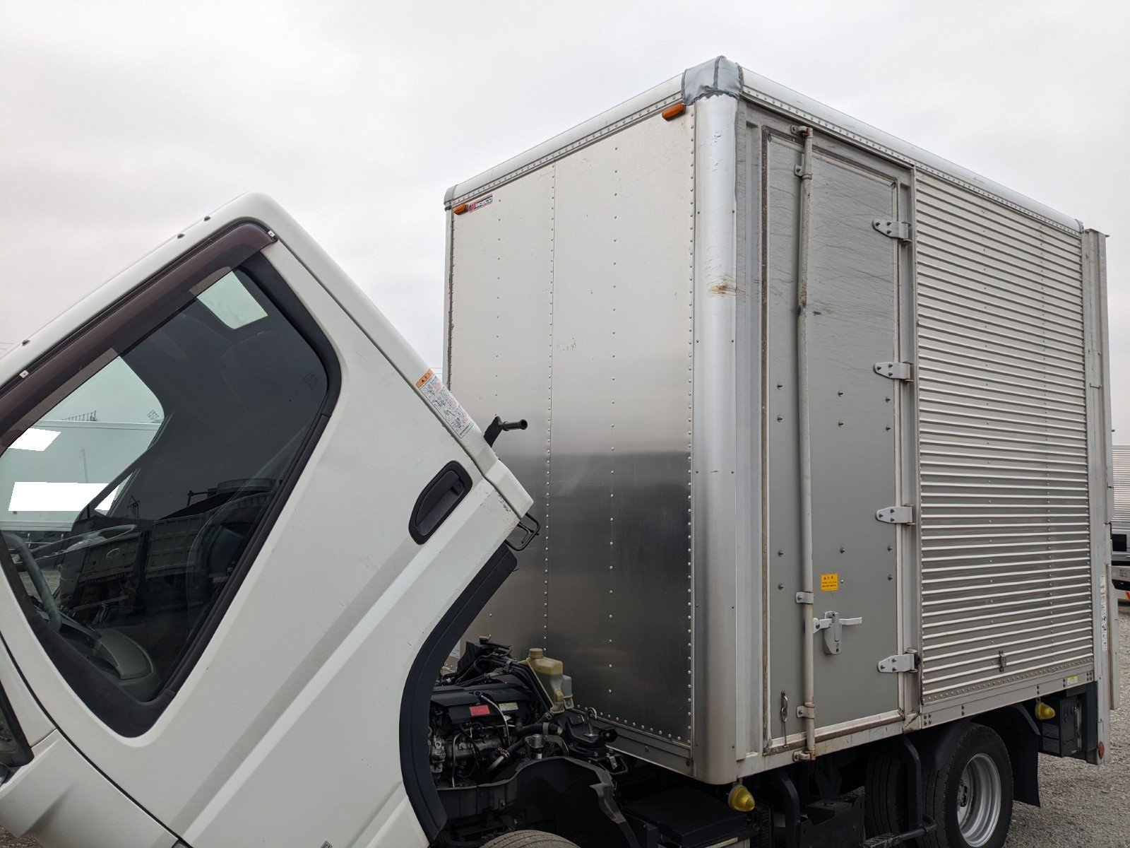 vehicle_image_20260323190428WLo7t2oJyn.jpg
