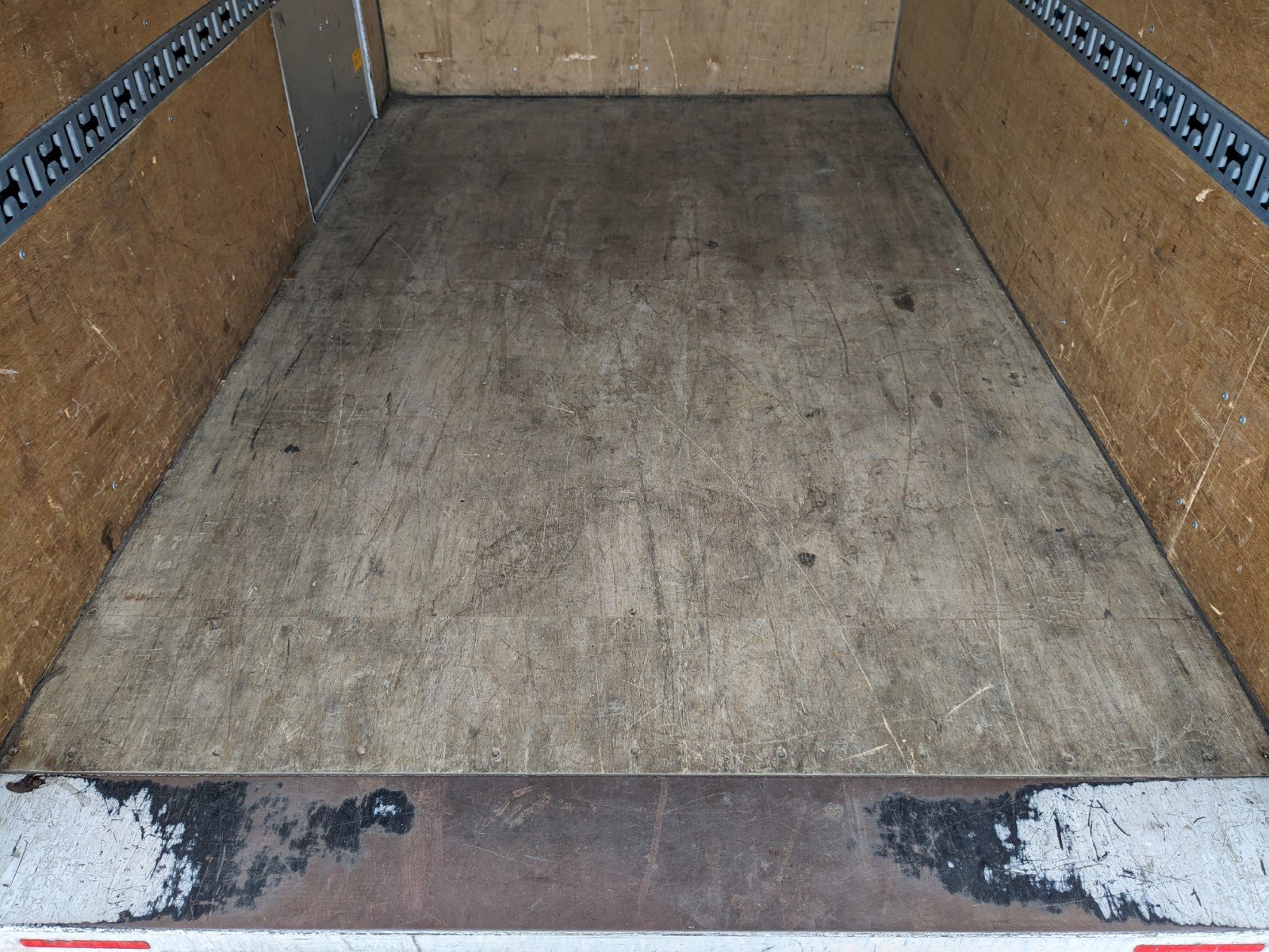 vehicle_image_20260323190428lzxfuJacdU.jpg