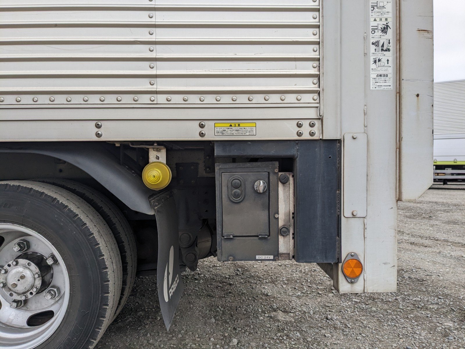 vehicle_image_20260323190428q0U09MzzFY.jpg