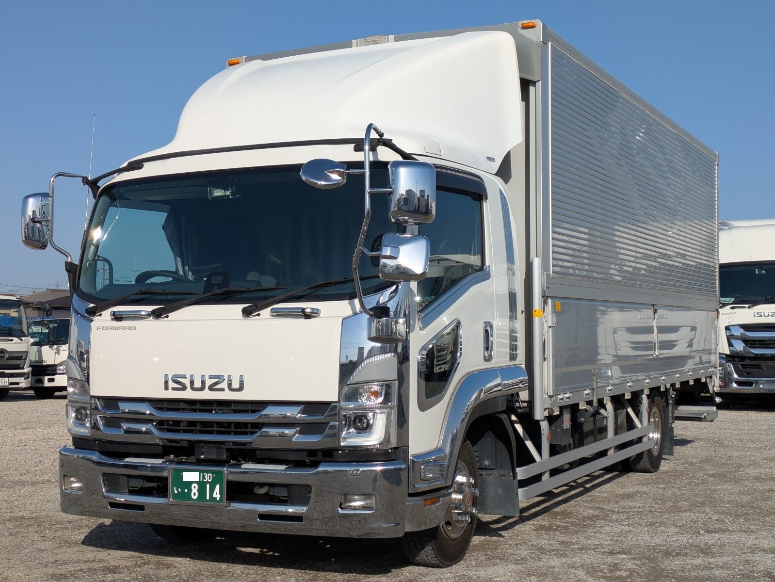 vehicle_image_20260306111309L6zQh8f7Du.jpg