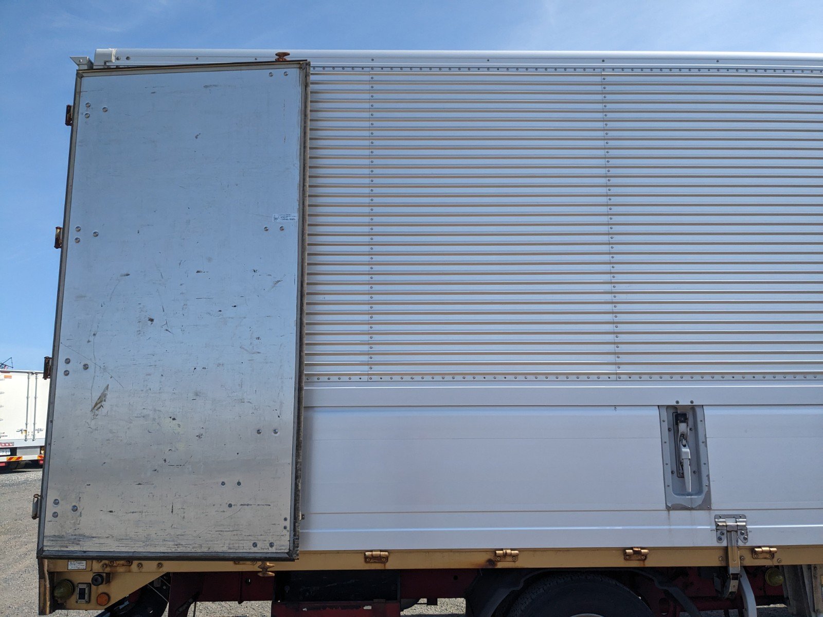 vehicle_image_20260309161908qLmv1nzGSL.jpg