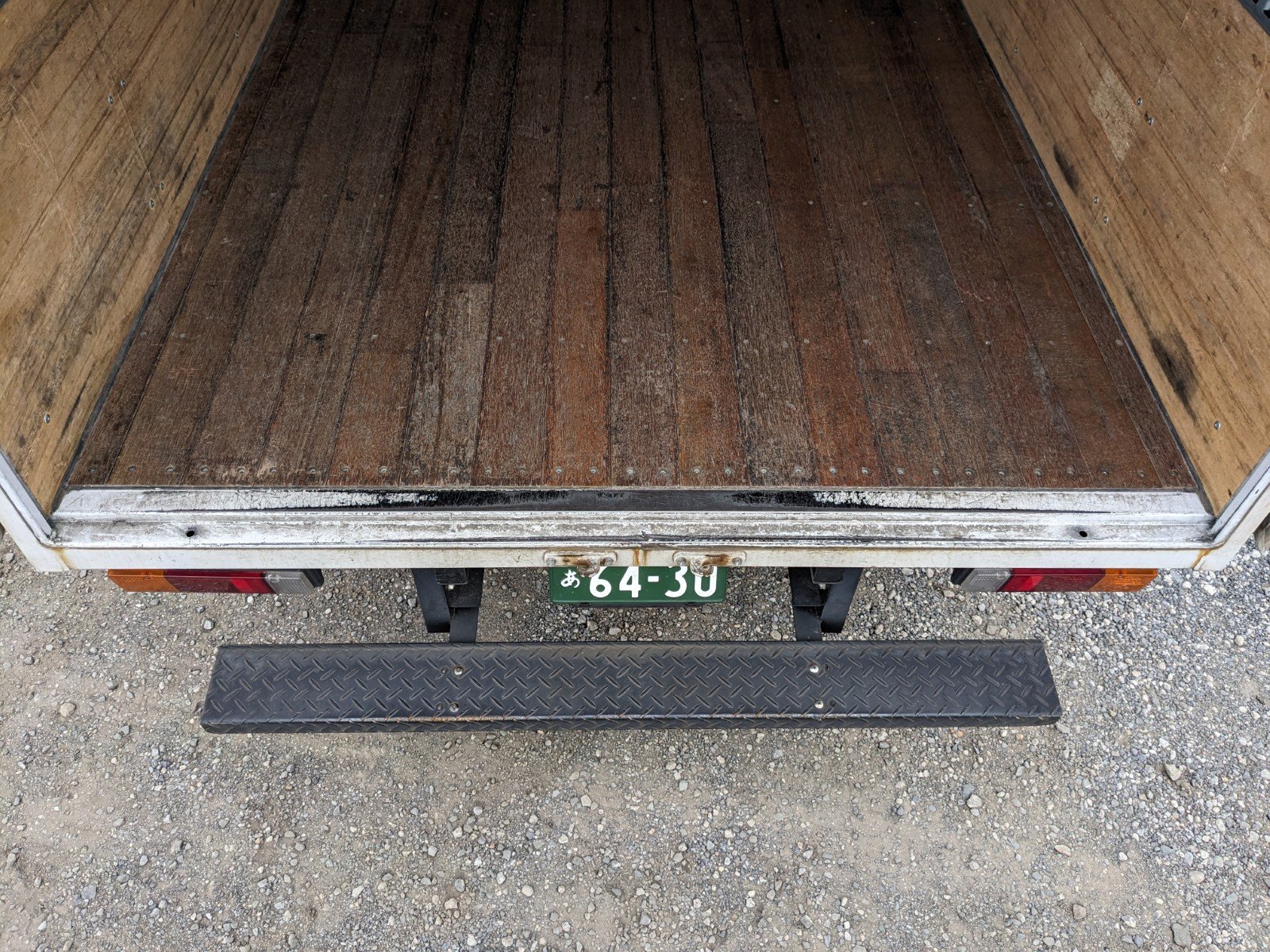 vehicle_image_2026031810112677QXKuaulz.jpg
