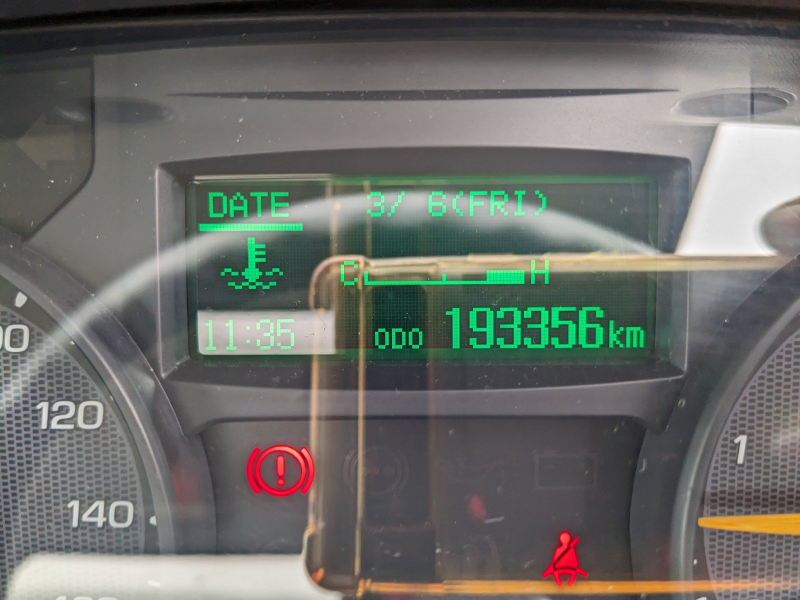 vehicle_image_20260318101126A4EMi6Ko5P.jpg