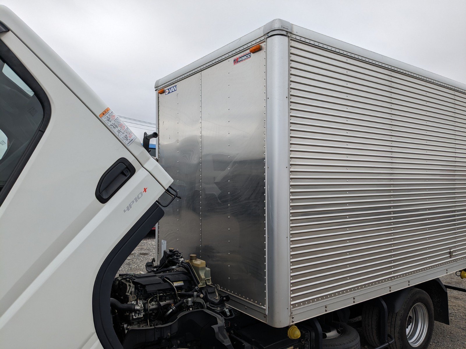 vehicle_image_20260318101126bLyt7FjTtE.jpg