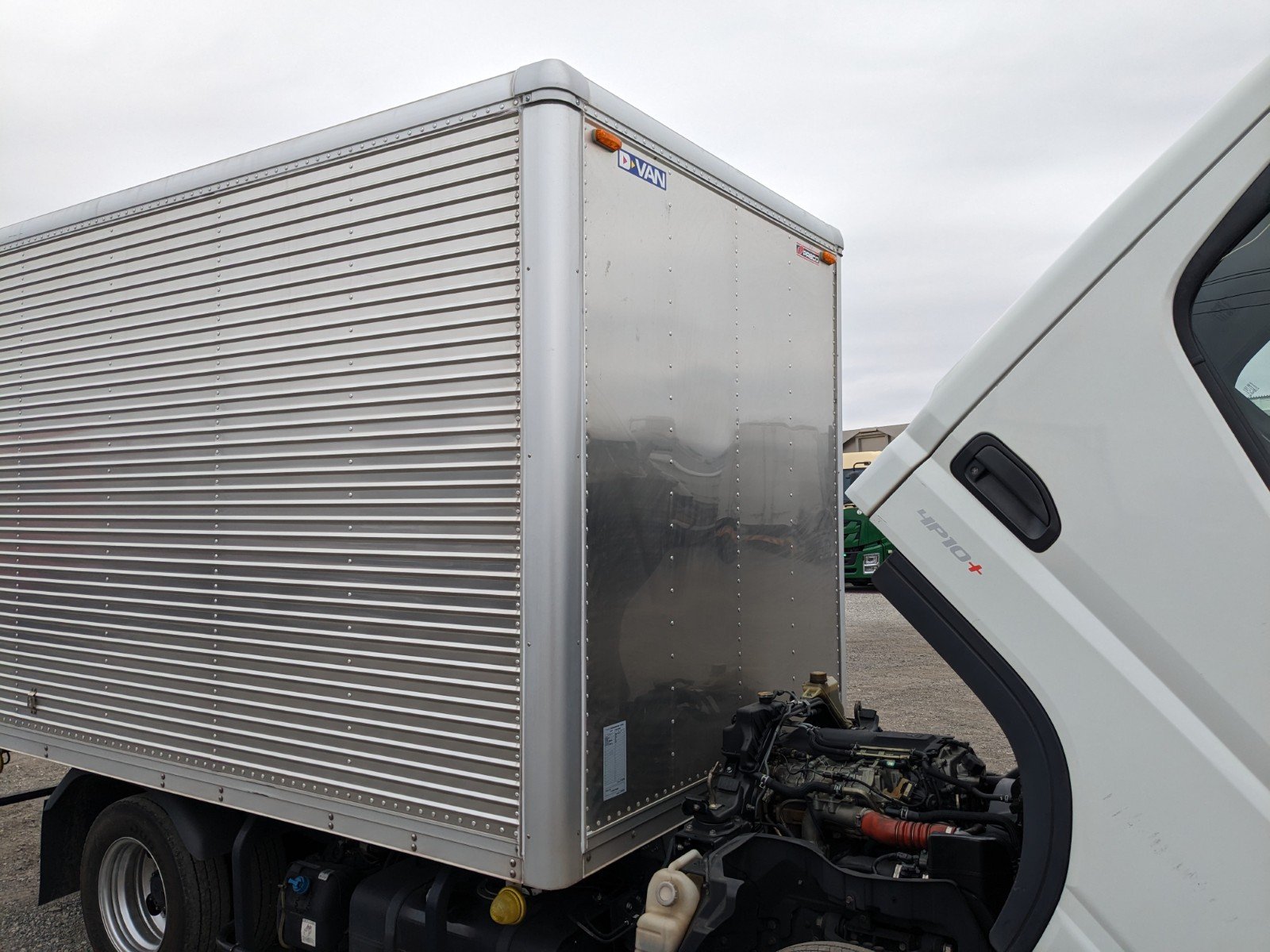 vehicle_image_20260318101126mM3o8pzZvG.jpg