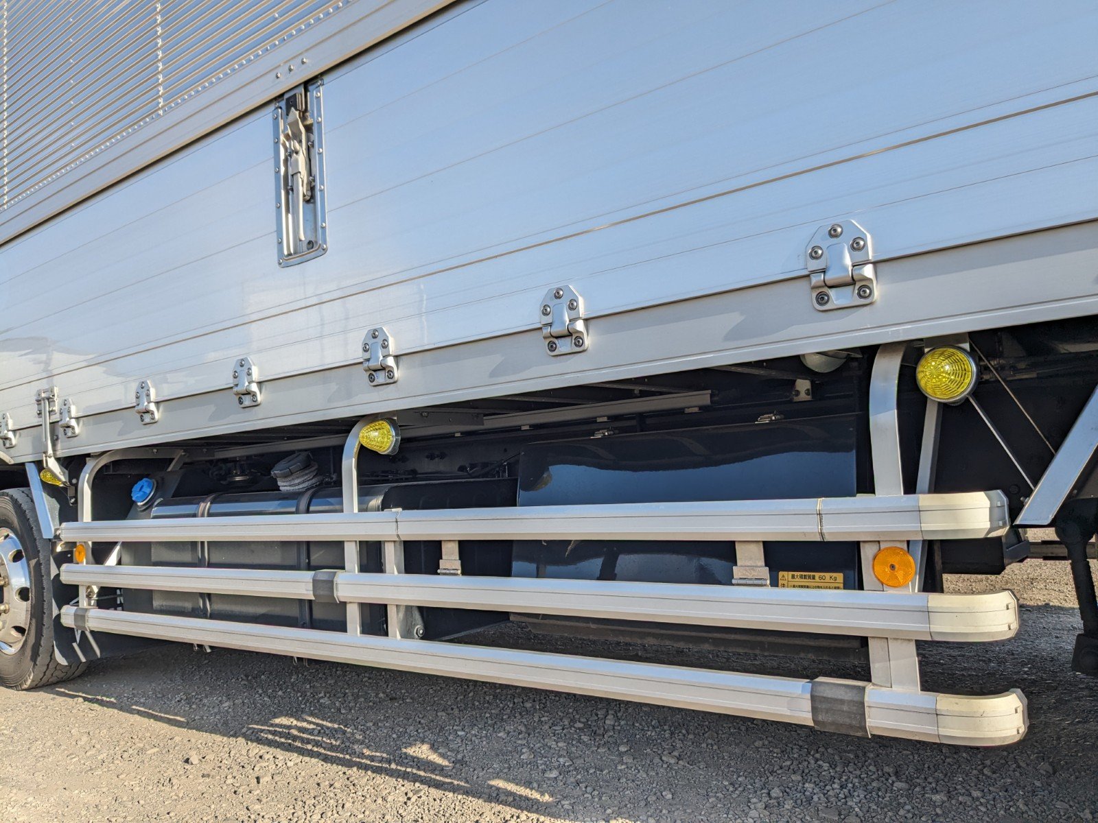 vehicle_image_202604031659594dYhTdH4j3.jpg