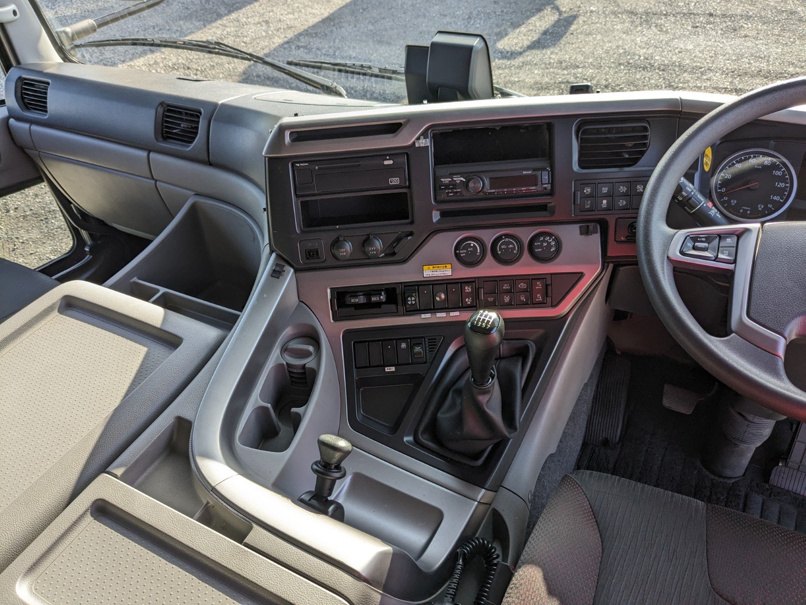 vehicle_image_20260403165959Oue2ydDFAP.jpg