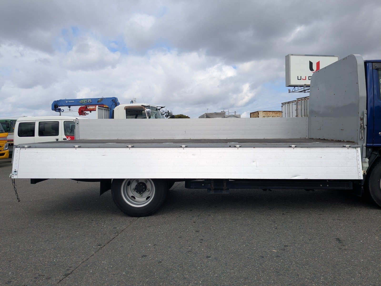 vehicle_image_20260305164713Jg6QGOIRyB.jpg