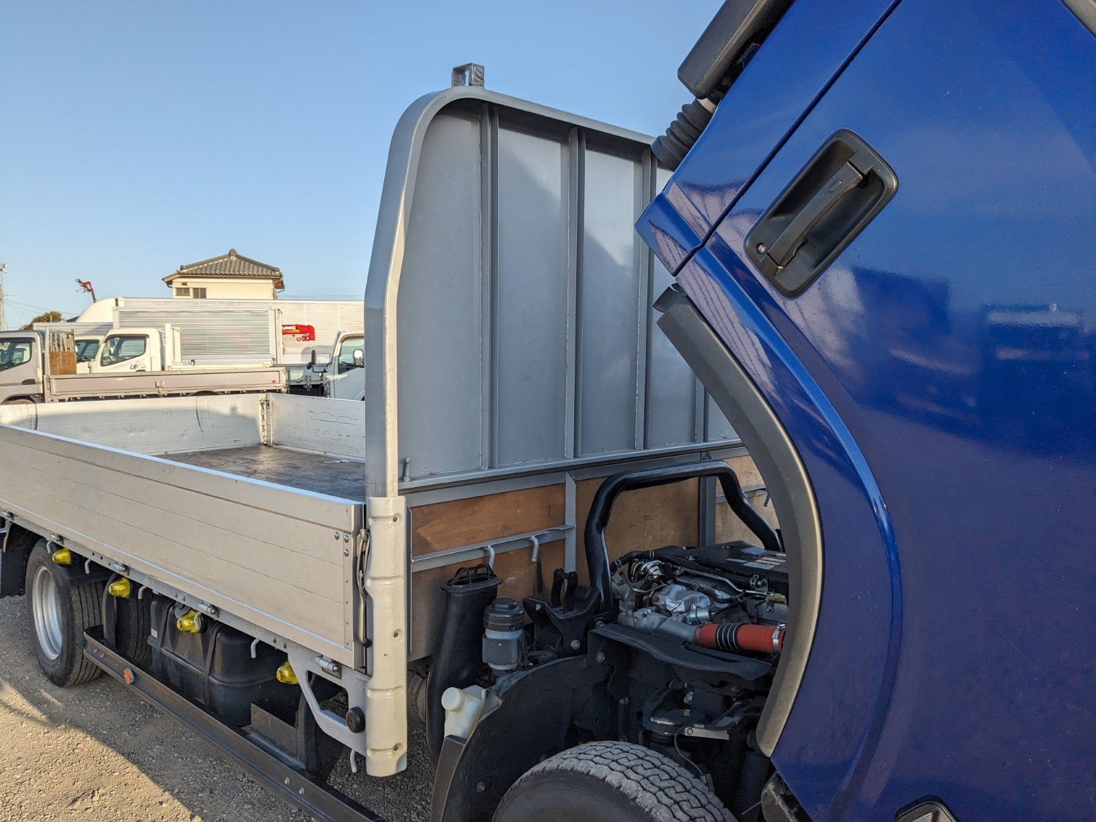 vehicle_image_20260310181034KxtdJDwiM4.jpg