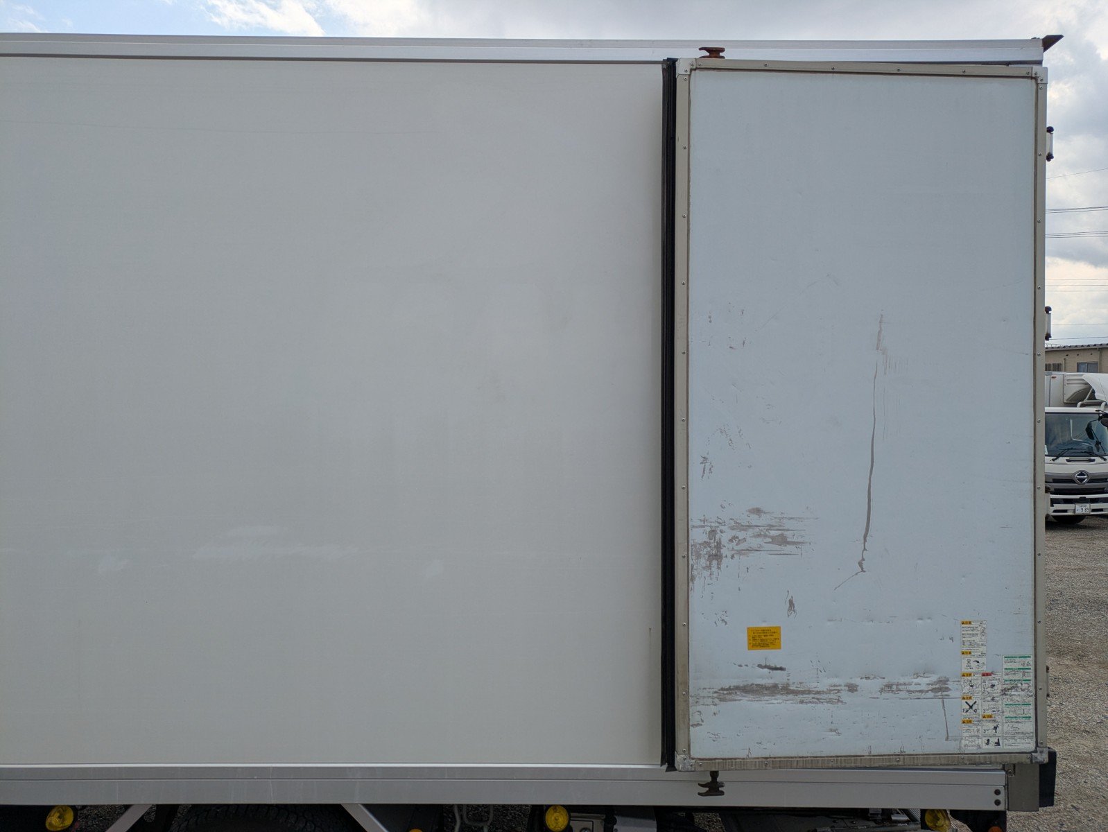 vehicle_image_20260323184043ASKjL0Xqe8.jpg