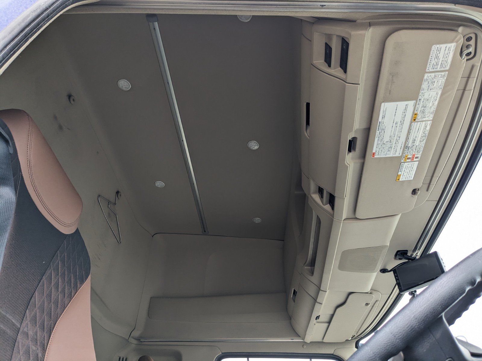 vehicle_image_20260318094509PBEhpzqm7f.jpg