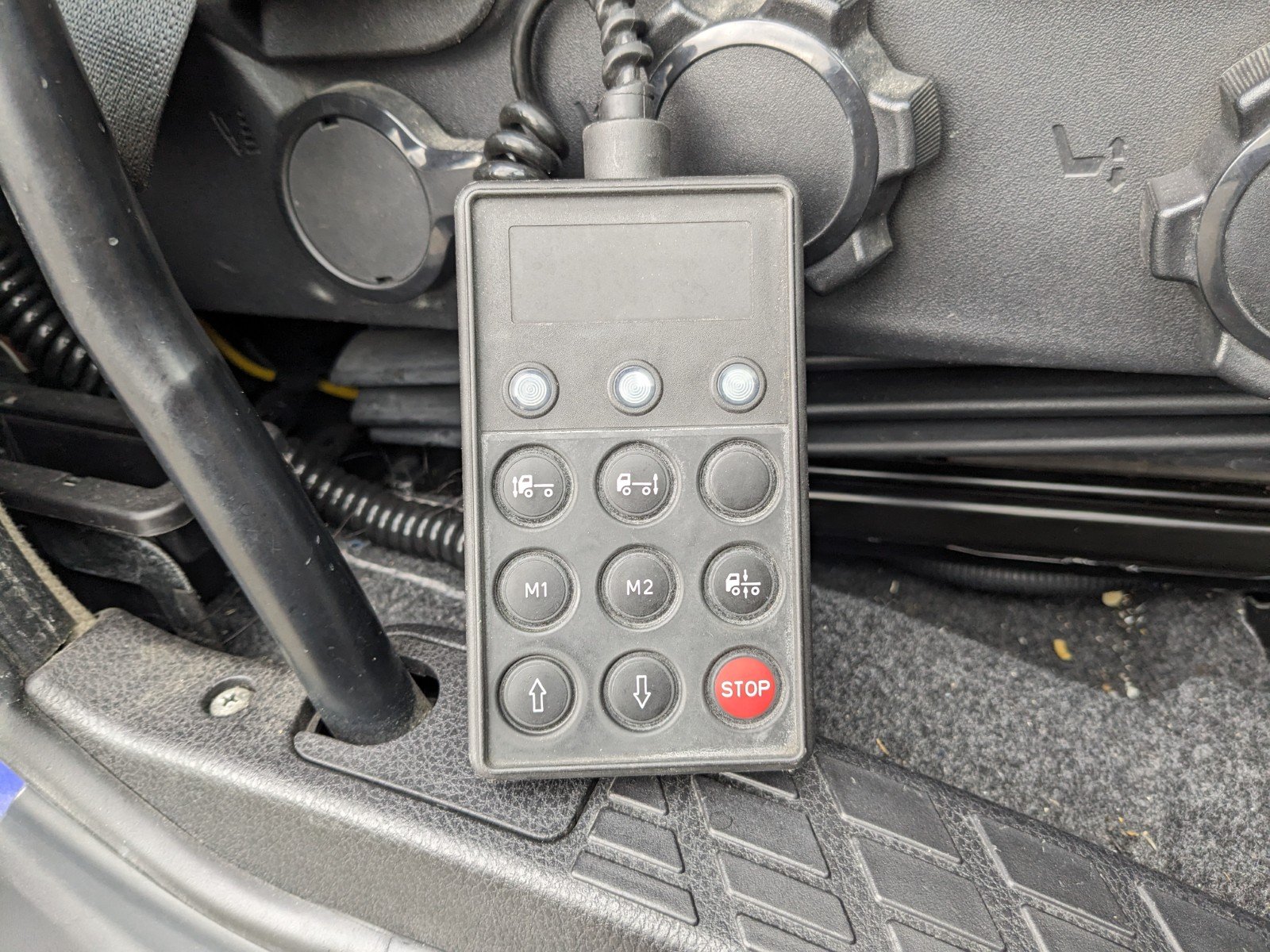 vehicle_image_20260318094509VvOQOveY9S.jpg