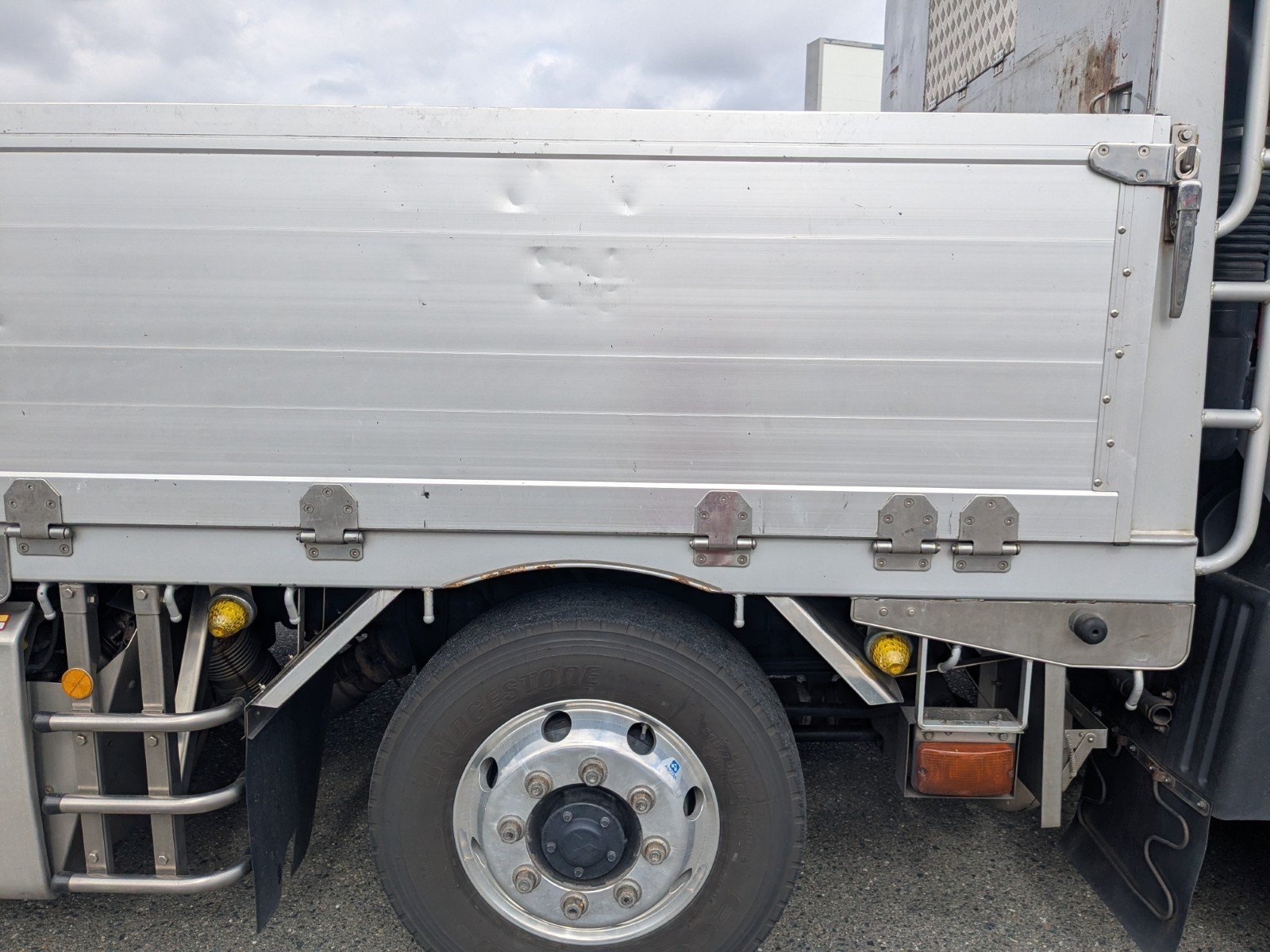 vehicle_image_202603051655414PhNrq0Fzr.jpg