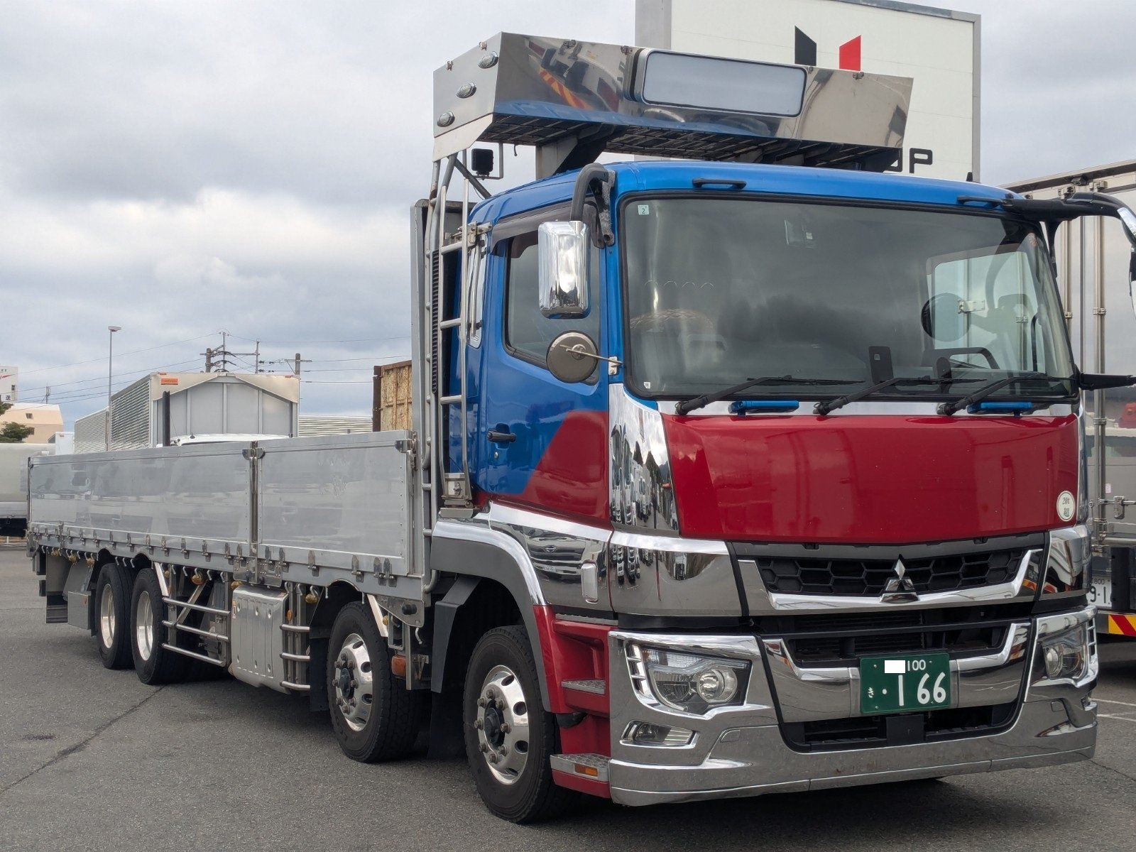 vehicle_image_20260305165541hvWroCfKeU.jpg