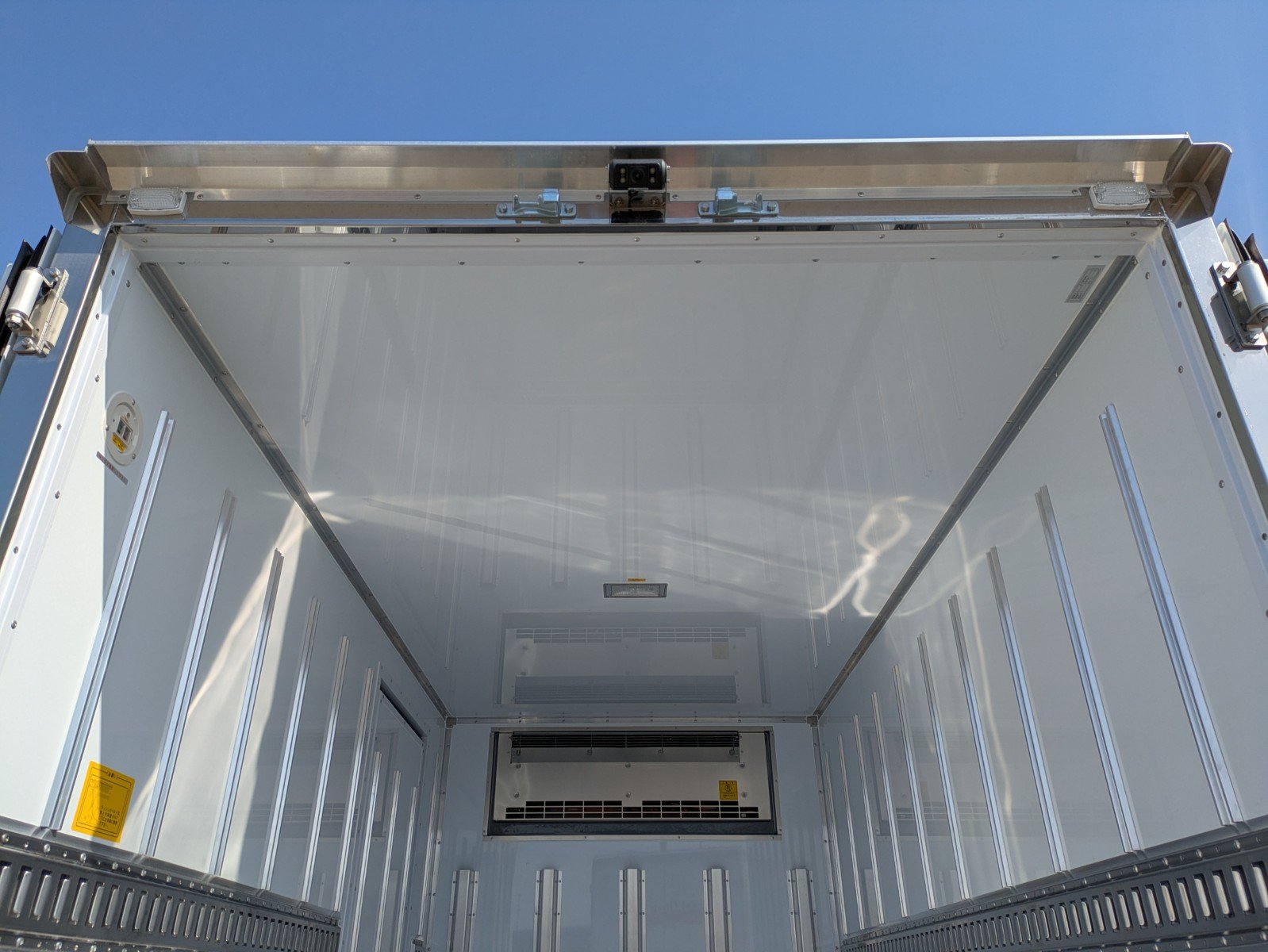 vehicle_image_202603061401556Q5ultrRAt.jpg