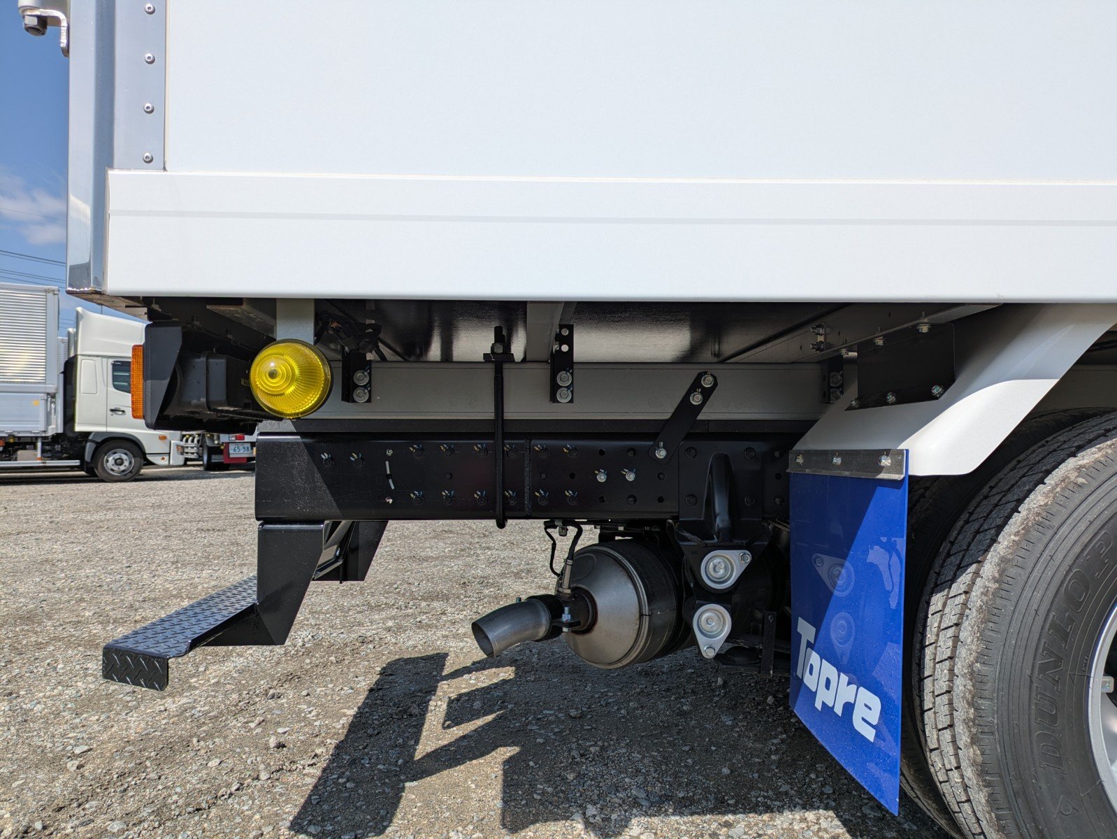 vehicle_image_20260306140155ZwzzHJb2hi.jpg