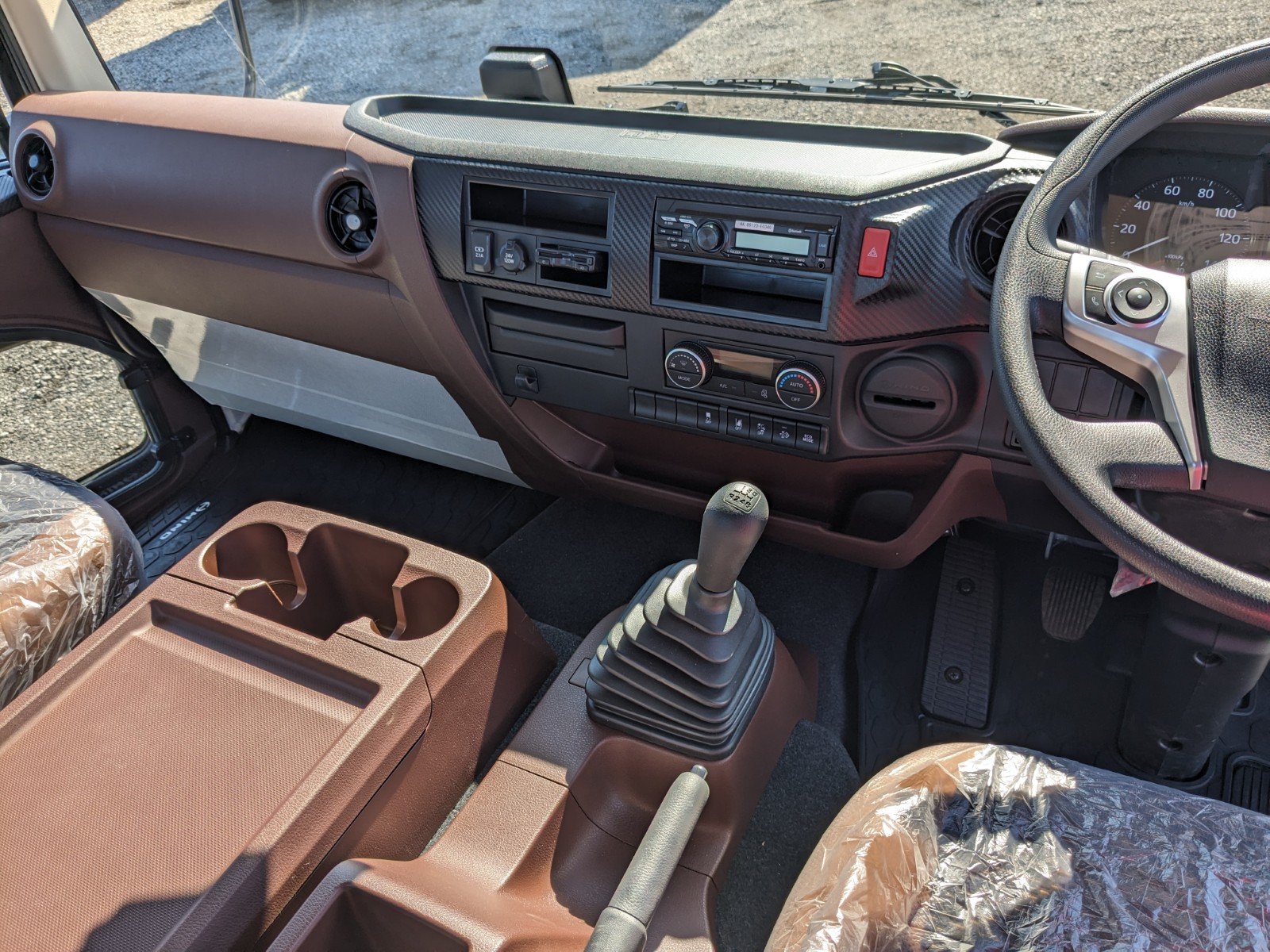 vehicle_image_20260316183426N7UiO2FgPT.jpg