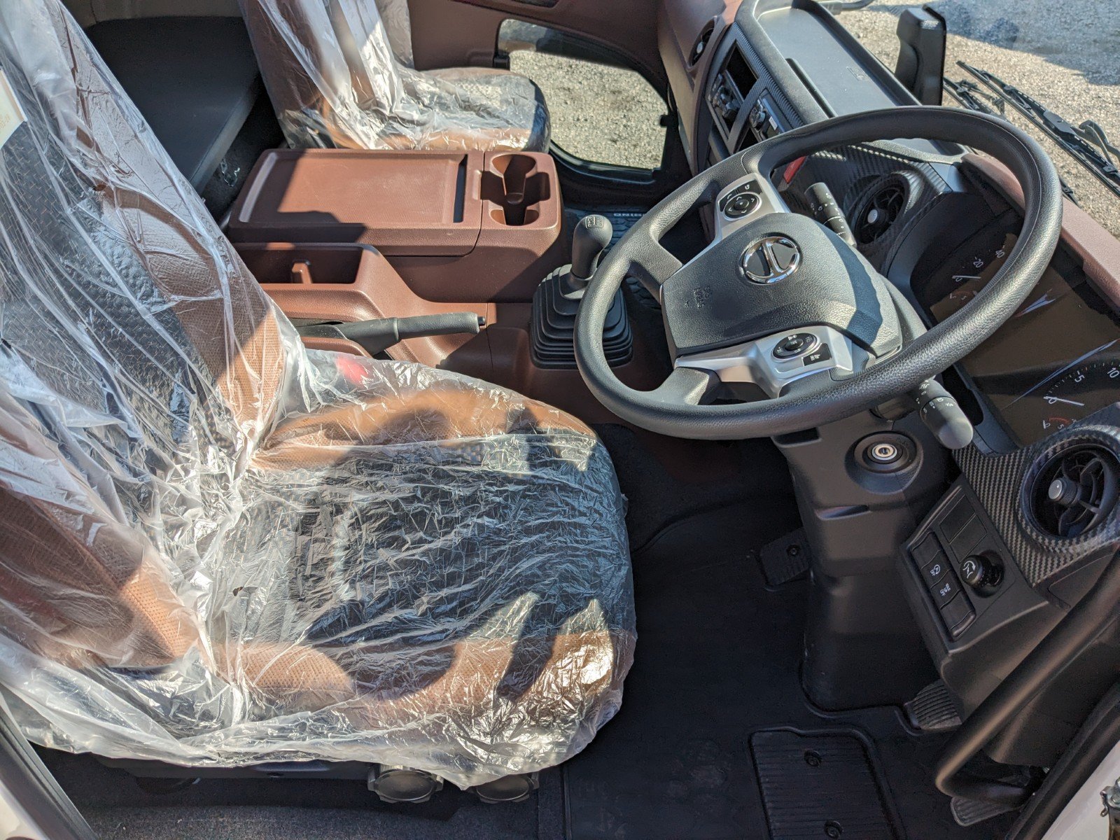 vehicle_image_20260316183426Sxg5uoBUWj.jpg