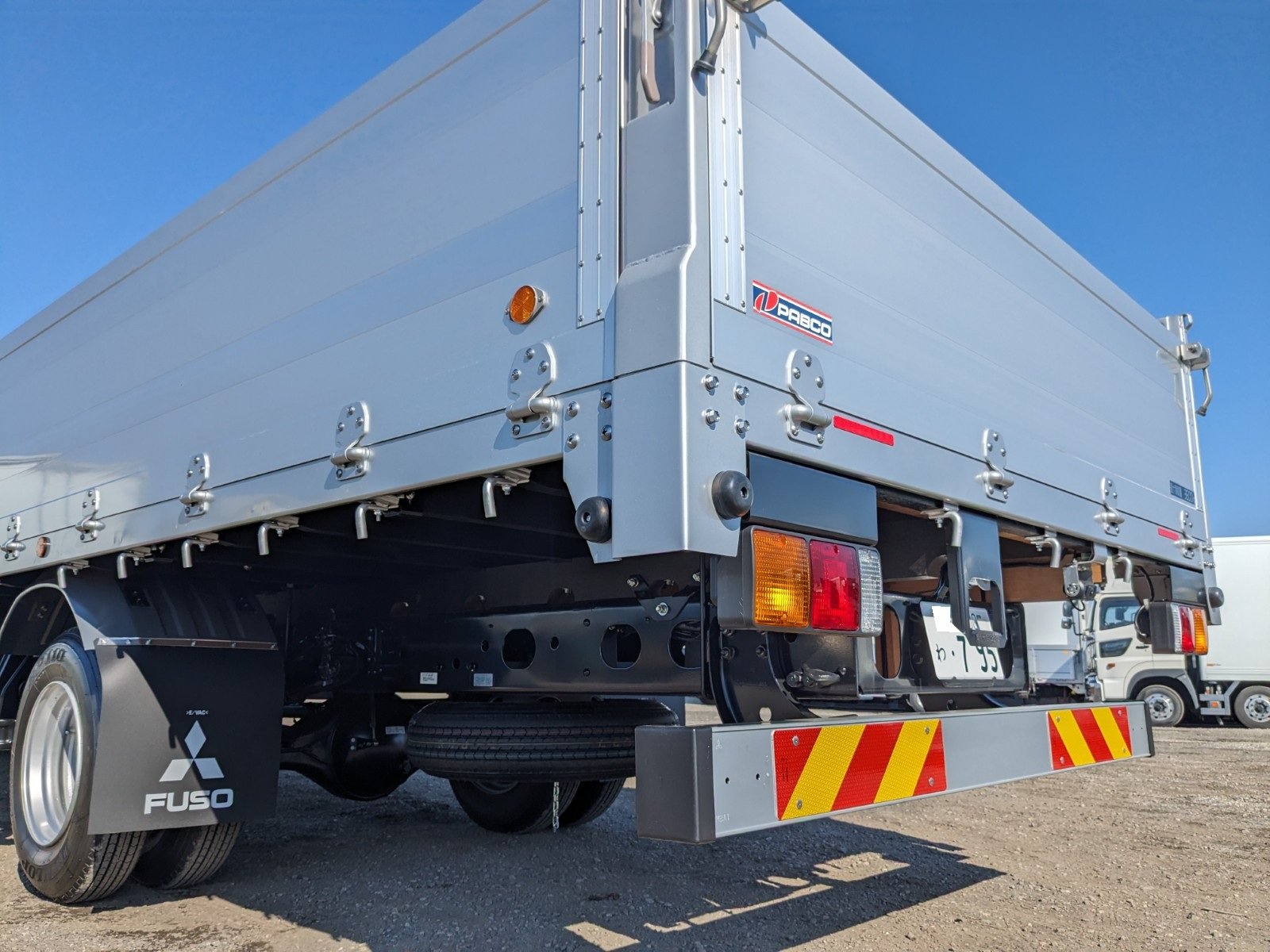 vehicle_image_20260316164040R6AAi2eU4Y.jpg