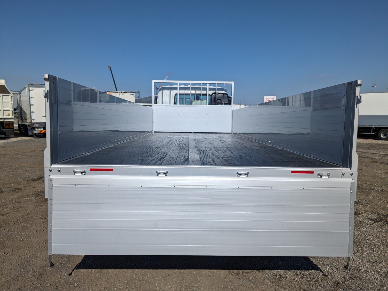vehicle_image_20260316164040SYqGUqWE4D.jpg