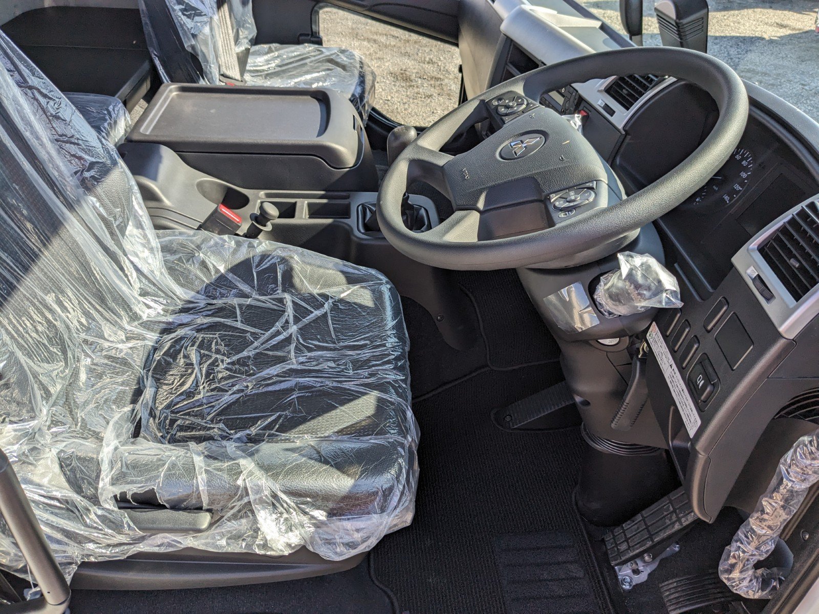 vehicle_image_20260316164040yJawhdTKia.jpg