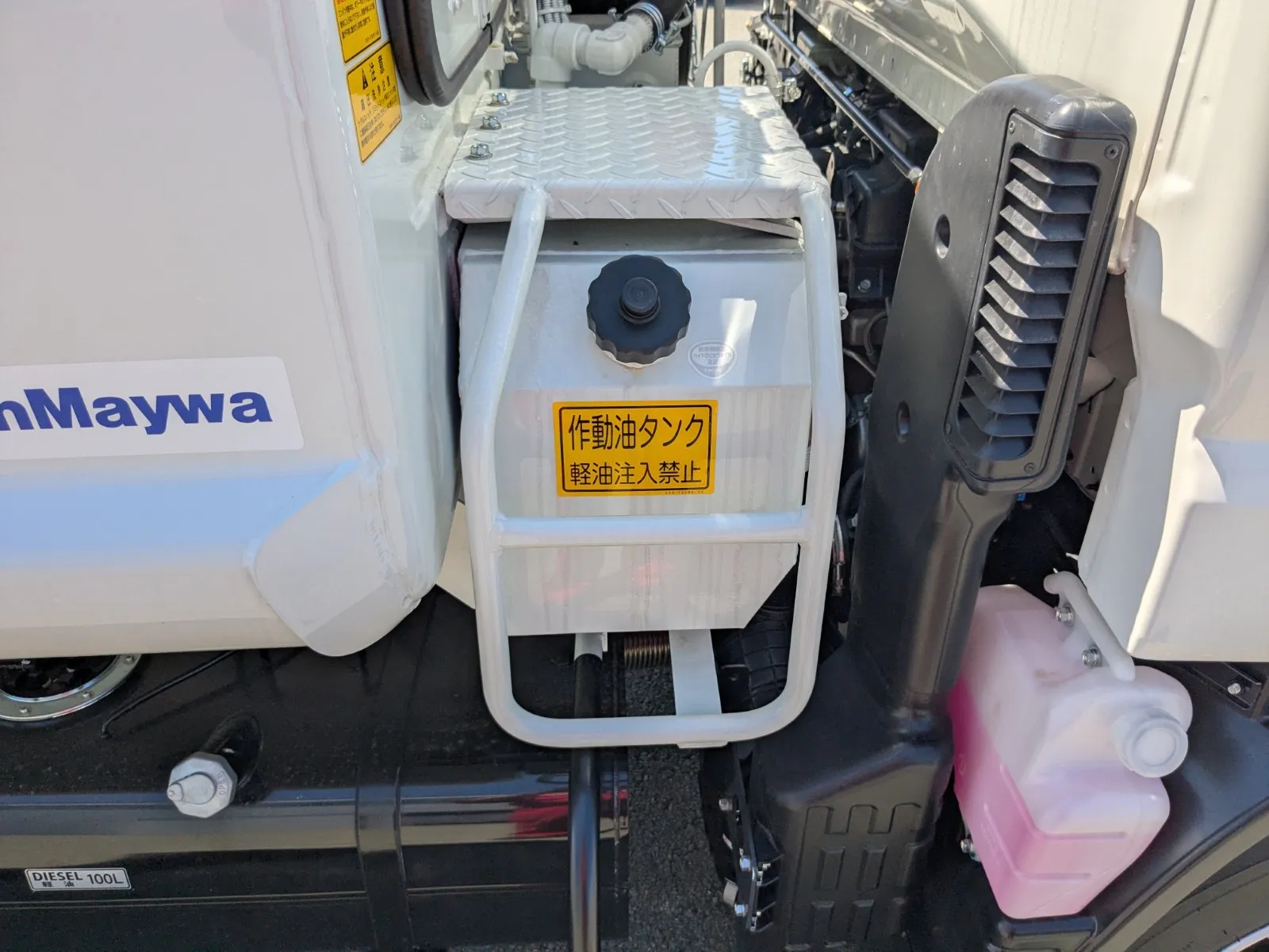 vehicle_image_2026063010575428DzIO9HYA.webp