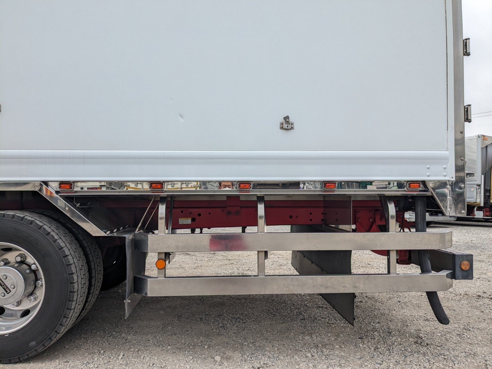 vehicle_image_20260304095528Mt5ac7ezMs.jpg