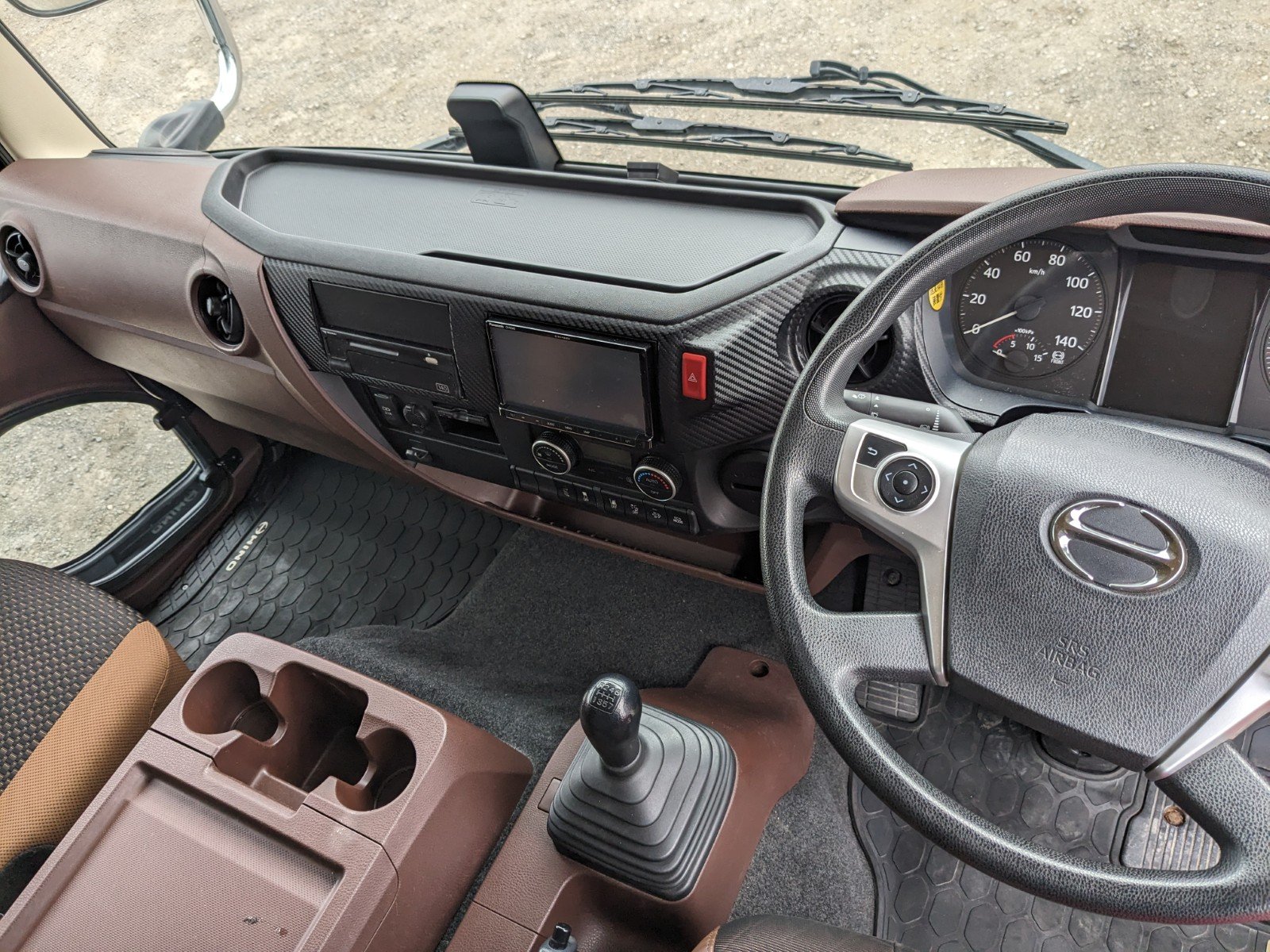 vehicle_image_20260304095528wLGVDKpPCY.jpg