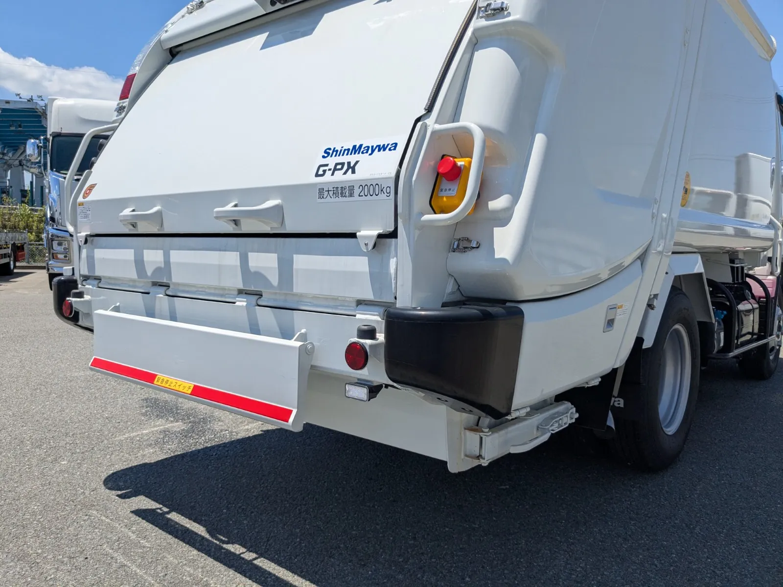 vehicle_image_20260723115853LKgXraZvZ2.webp